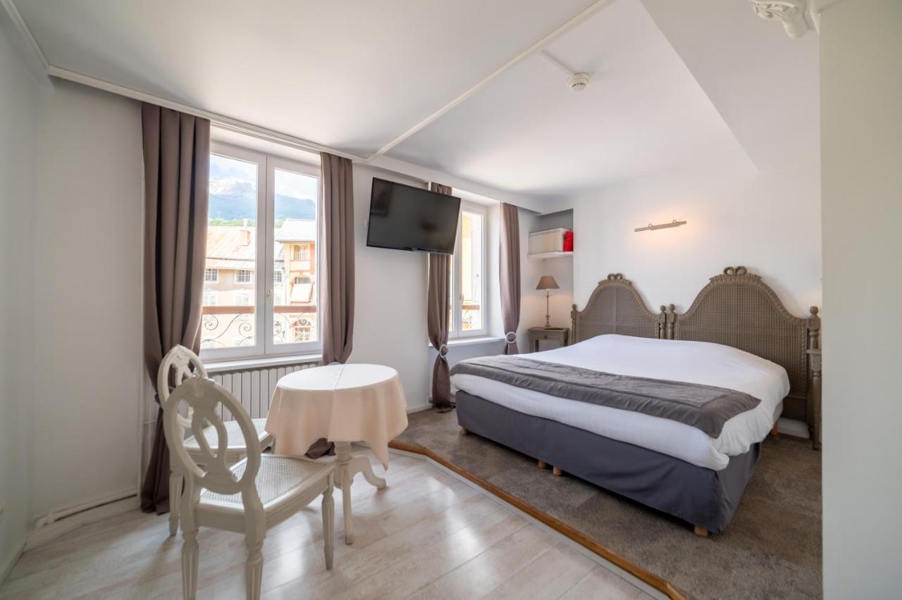 Logis - De La Mairie Hotel Embrun